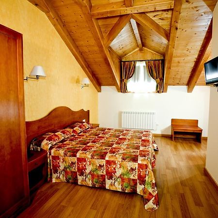 Hotel Montseny Espuy ภายนอก รูปภาพ